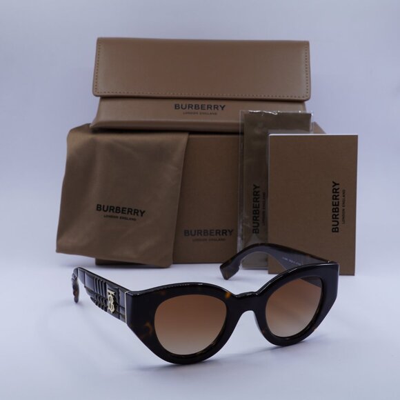 Final Price! Burberry Meadow BE4390 300213 Sunglasses - Picture 4 of 8
